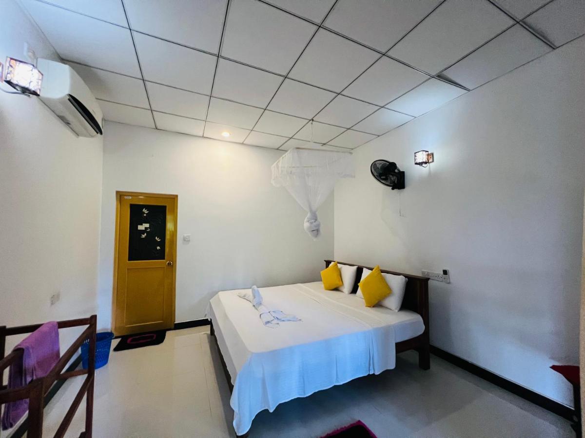 Sigiri Budget Homestay Sigiriya Buitenkant foto