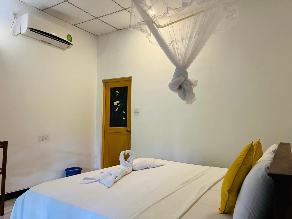 Sigiri Budget Homestay Sigiriya Buitenkant foto