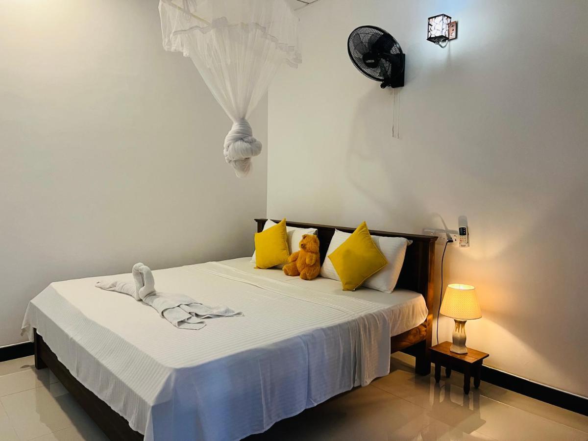 Sigiri Budget Homestay Sigiriya Buitenkant foto