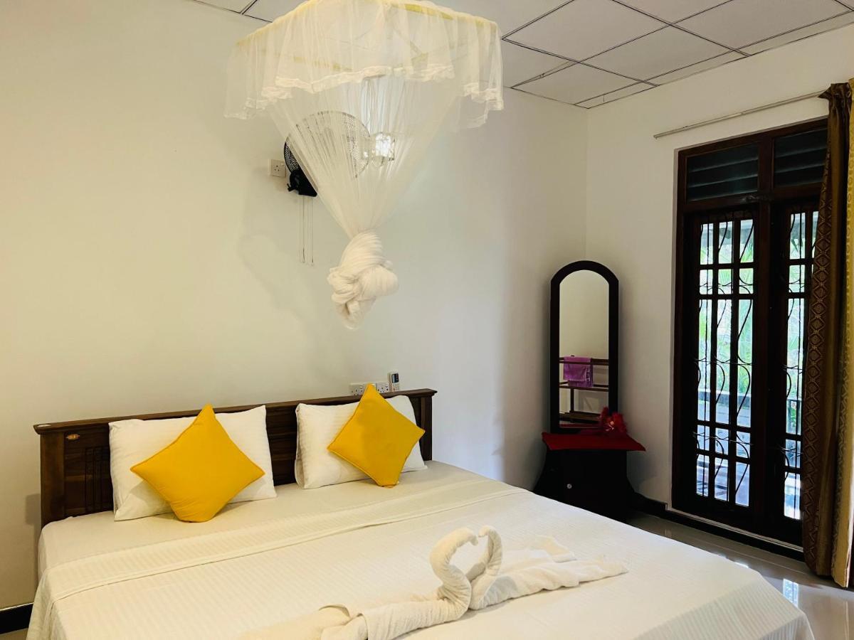 Sigiri Budget Homestay Sigiriya Buitenkant foto