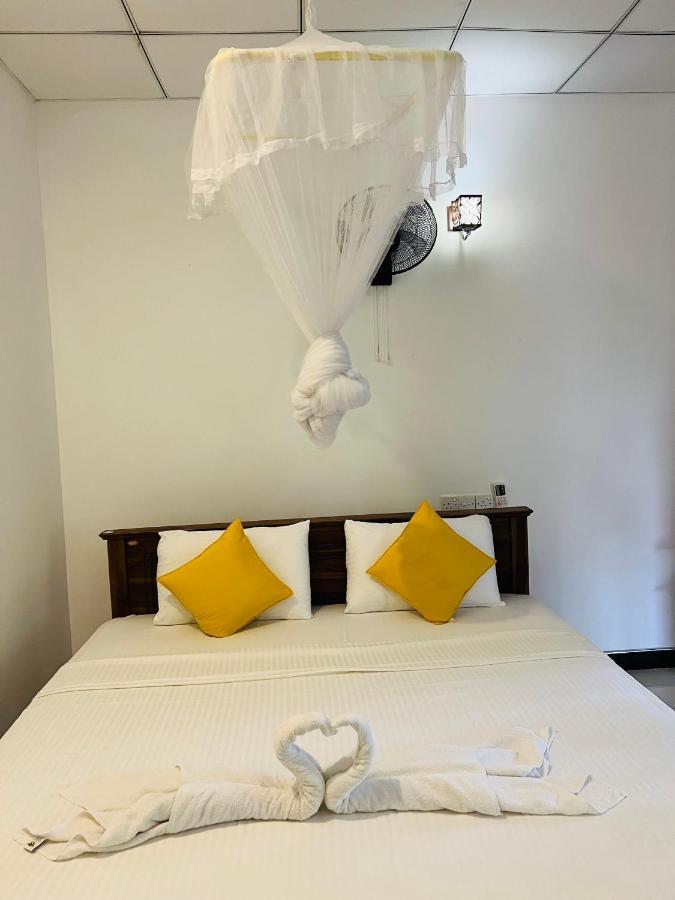 Sigiri Budget Homestay Sigiriya Buitenkant foto